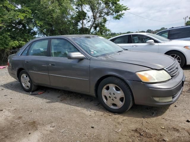 2004 Toyota Avalon XL