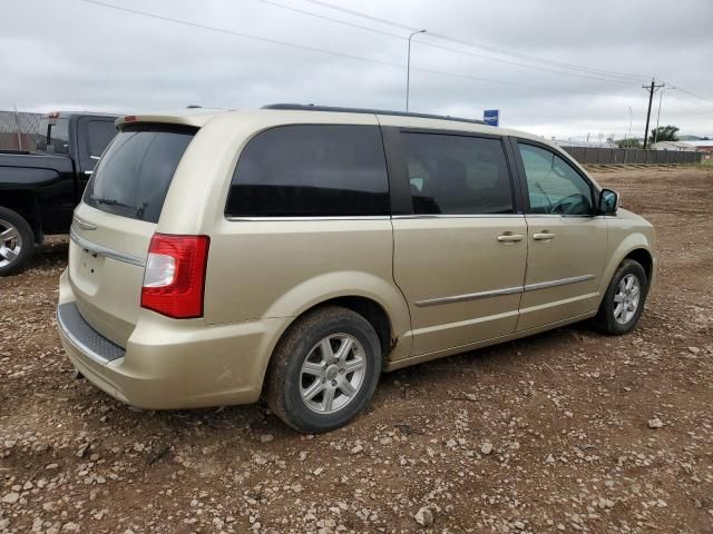 2011 Chrysler Town & Country Touring