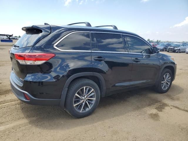 2018 Toyota Highlander SE