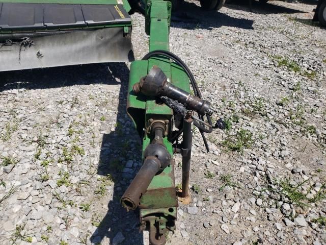 1999 John Deere Bailer