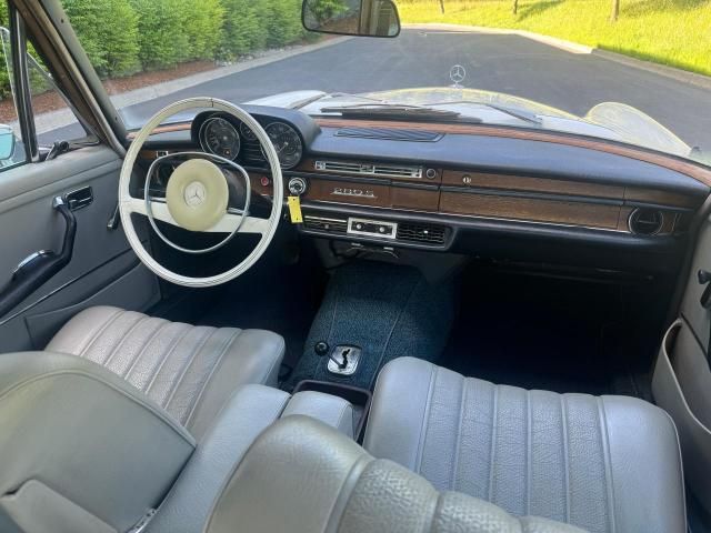 1968 Mercedes-Benz 280S