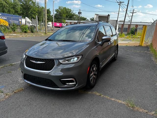 2021 Chrysler Pacifica Hybrid Pinnacle