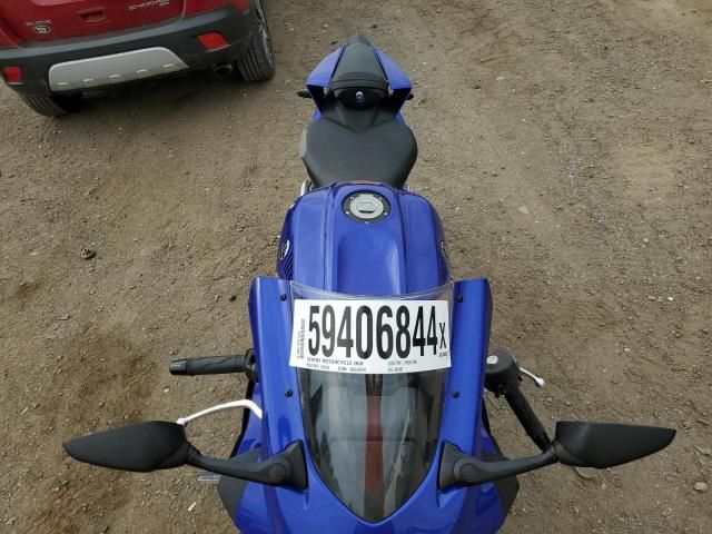 2024 Yamaha YZFR7