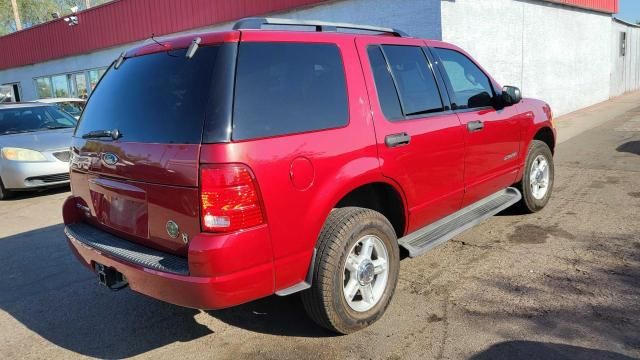 2004 Ford Explorer XLT