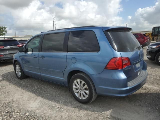 2012 Volkswagen Routan SE