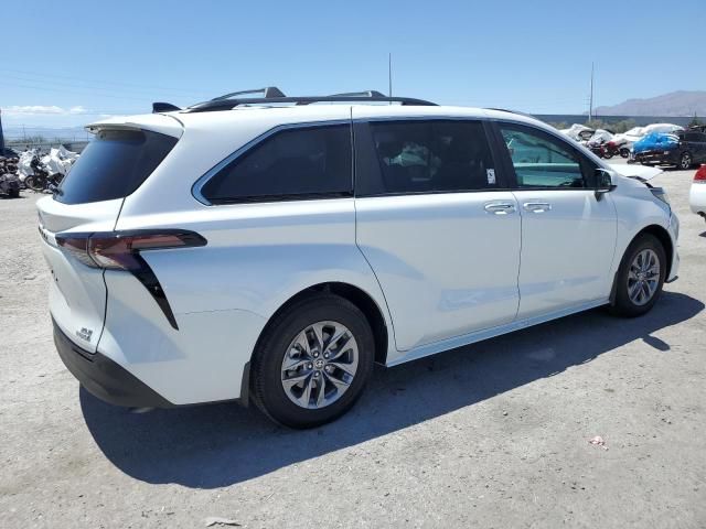 2024 Toyota Sienna XLE