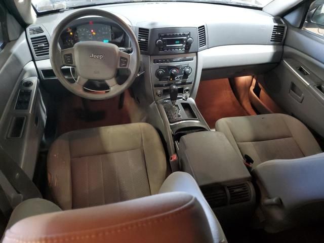 2006 Jeep Grand Cherokee Laredo