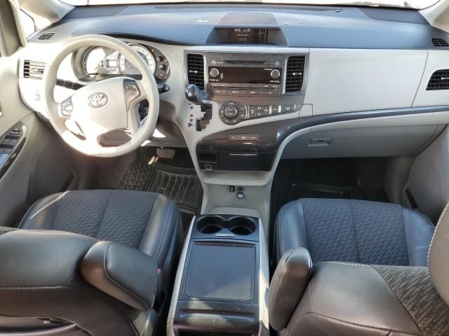 2013 Toyota Sienna Sport