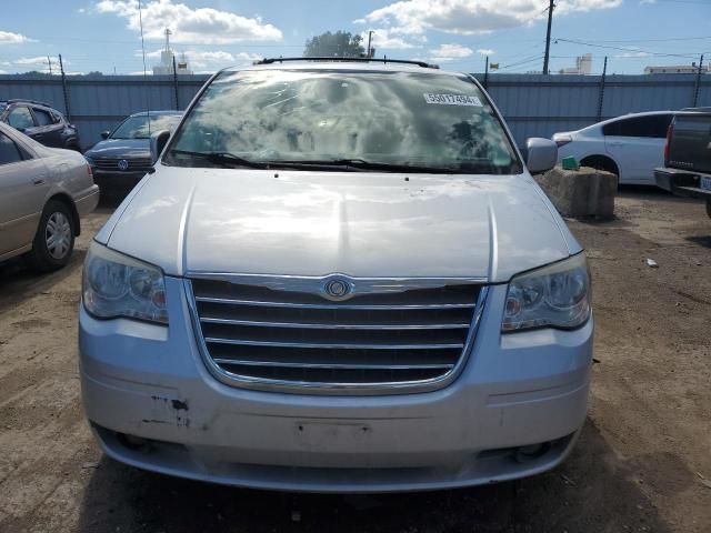 2008 Chrysler Town & Country Touring