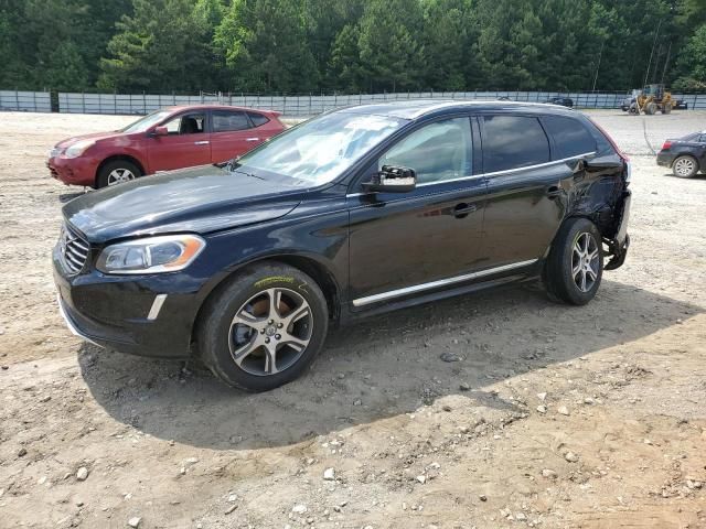 2015 Volvo XC60 T6 Platinum