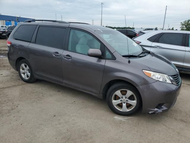 2012 Toyota Sienna LE