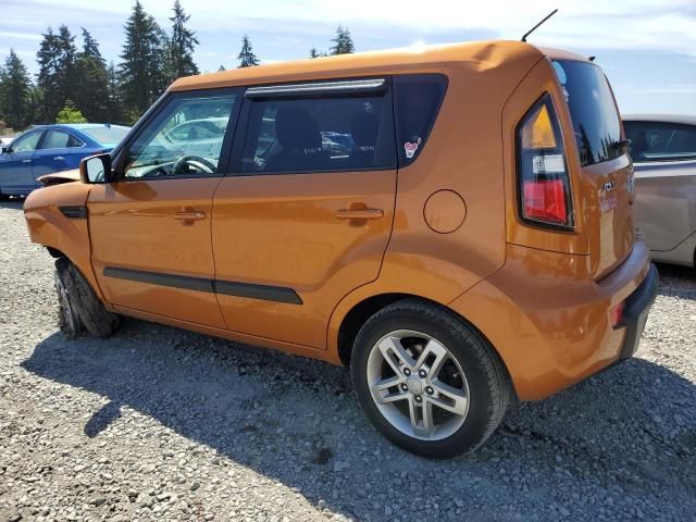 2011 KIA Soul +