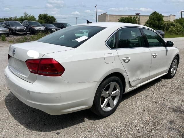 2015 Volkswagen Passat SE