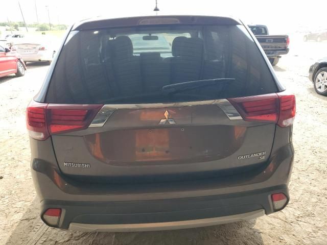 2016 Mitsubishi Outlander SE