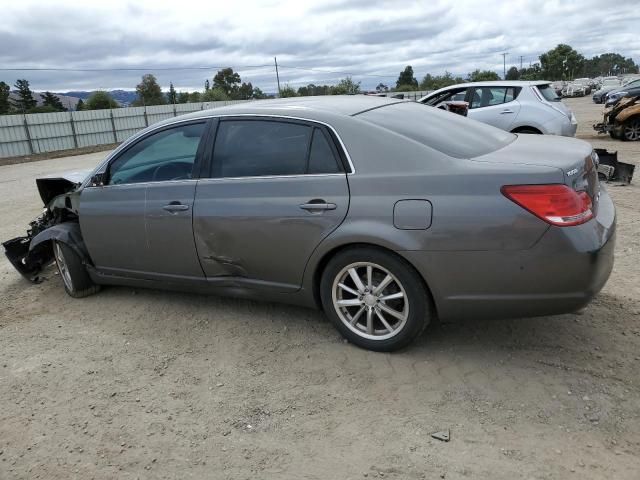 2005 Toyota Avalon XL