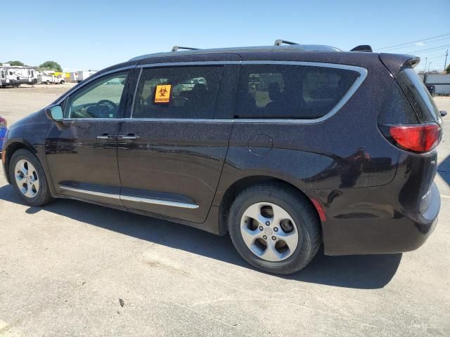 2017 Chrysler Pacifica Touring L Plus