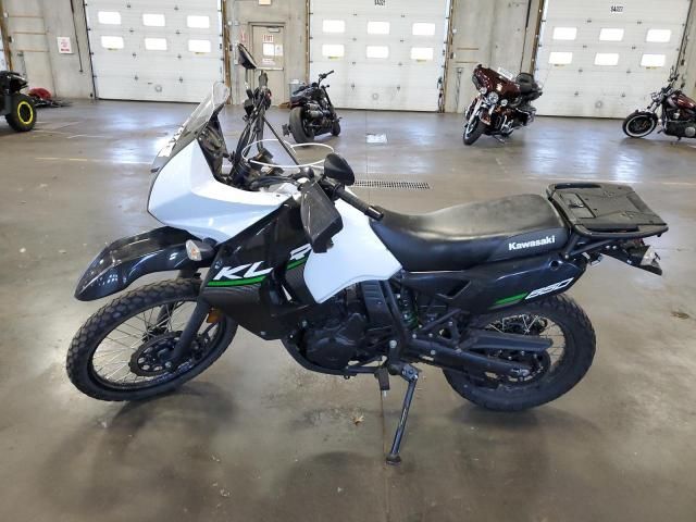 2015 Kawasaki KL650 E