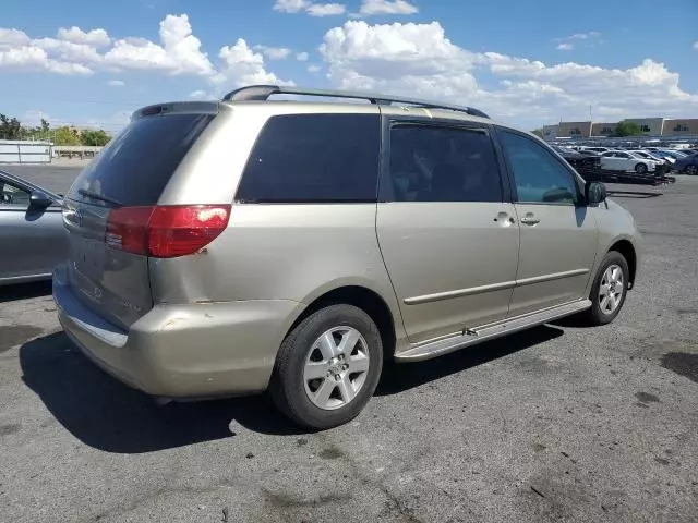 2005 Toyota Sienna CE