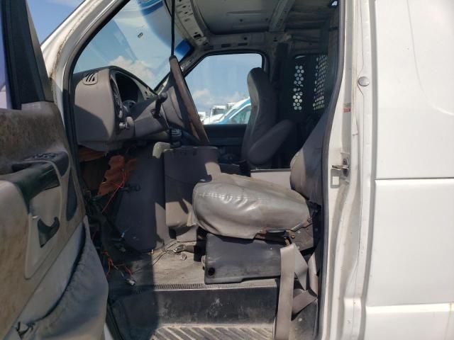 2001 Ford Econoline E350 Super Duty Van