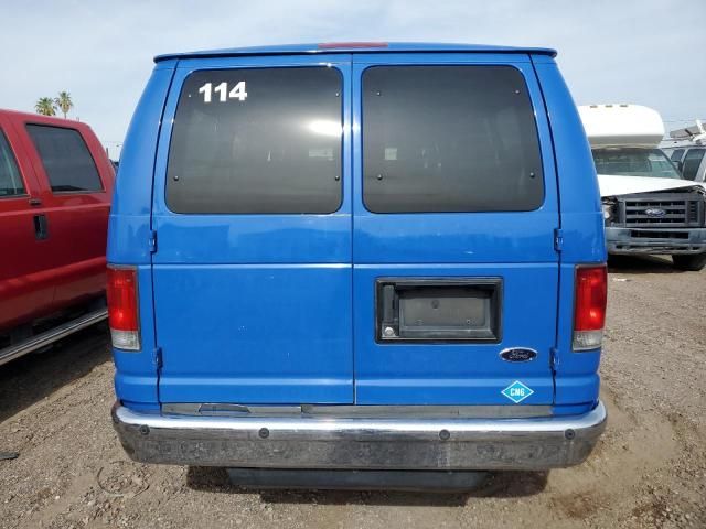 2014 Ford Econoline E350 Super Duty Wagon