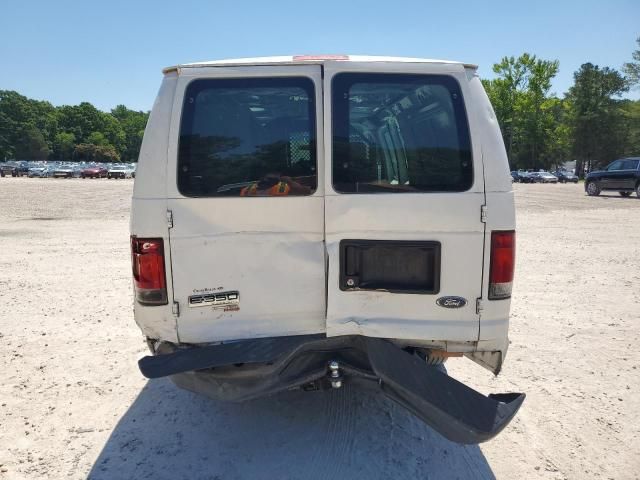 2013 Ford Econoline E350 Super Duty Van