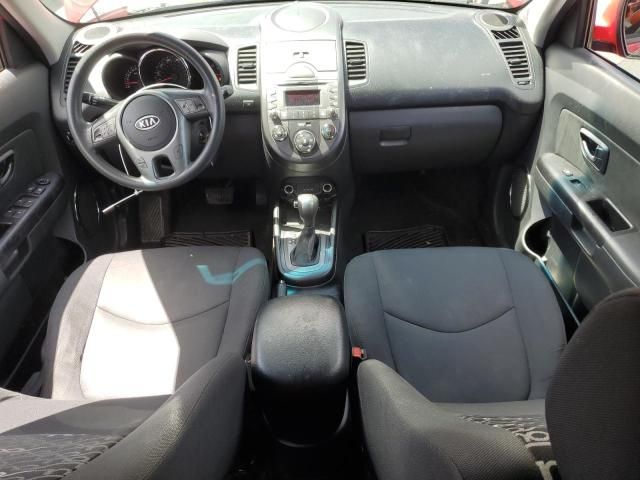 2011 KIA Soul +