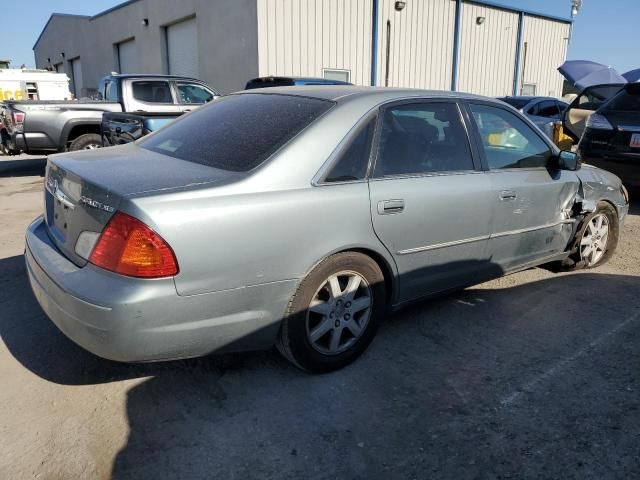 2000 Toyota Avalon XL