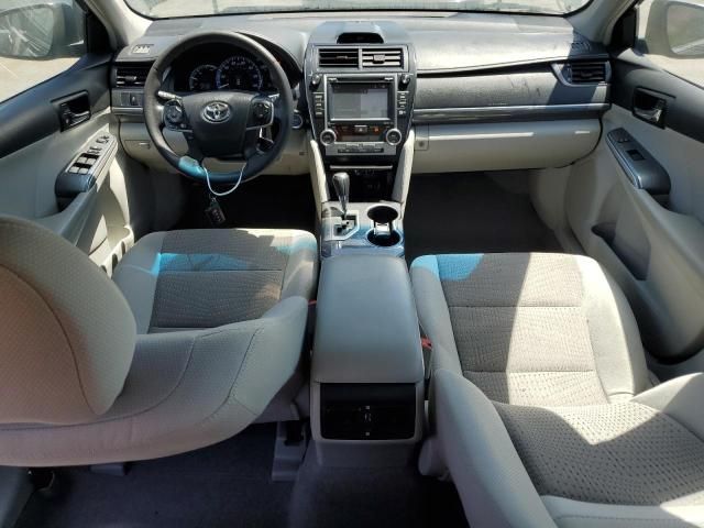 2014 Toyota Camry Hybrid