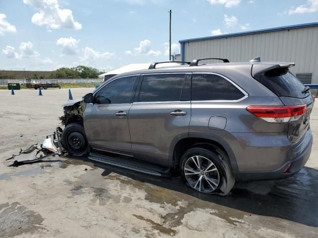 2019 Toyota Highlander LE