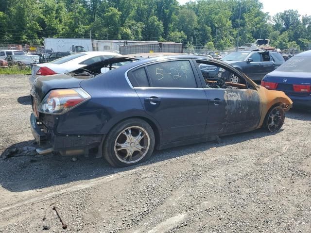 2010 Nissan Altima Base