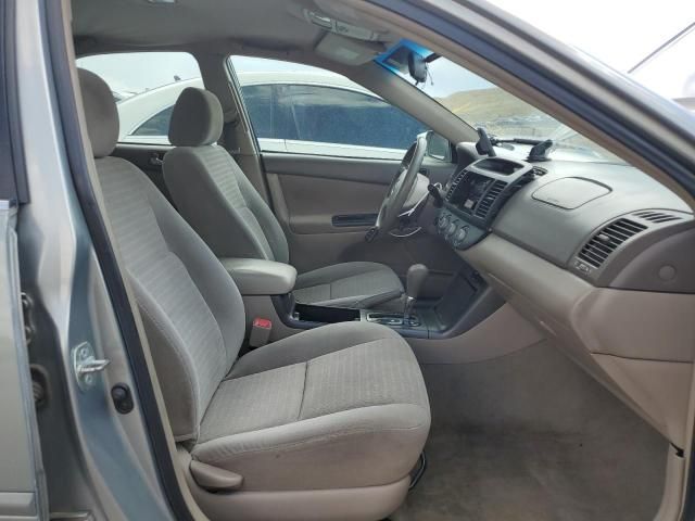 2005 Toyota Camry LE