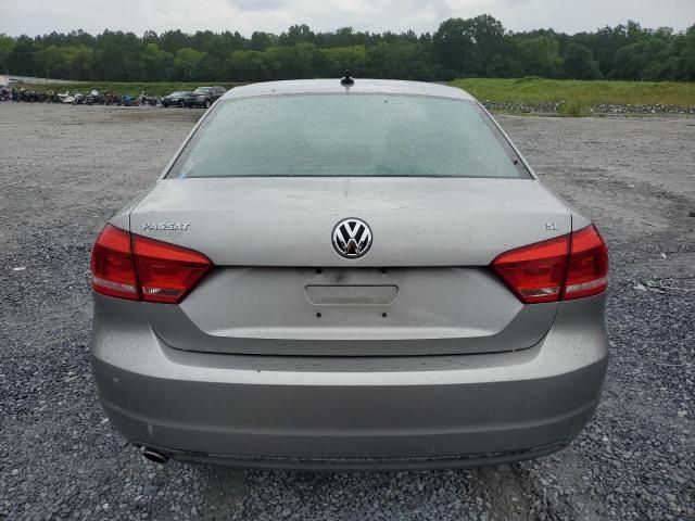 2013 Volkswagen Passat SE