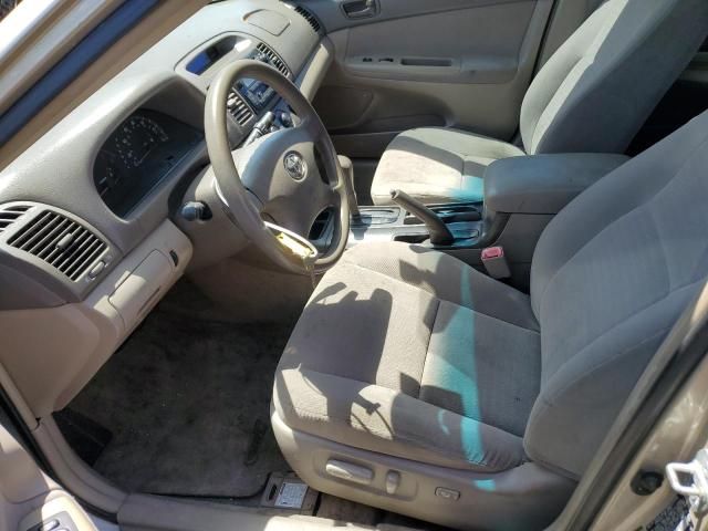 2004 Toyota Camry LE