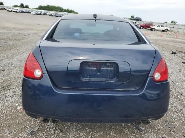 2004 Nissan Maxima SE