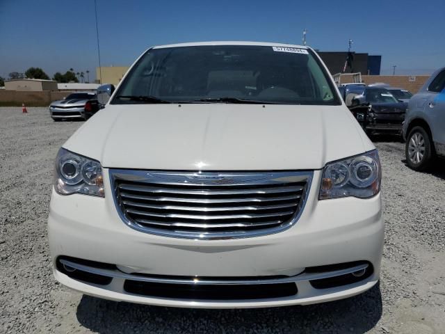 2012 Chrysler Town & Country Limited