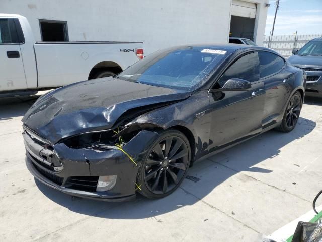 2015 Tesla Model S 70D