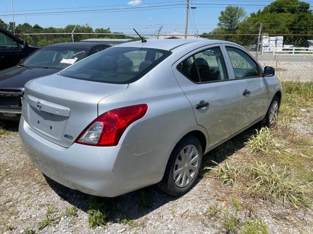 2013 Nissan Versa S