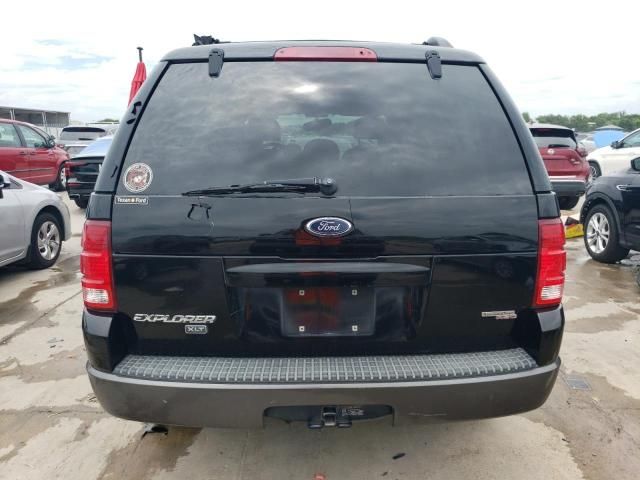 2005 Ford Explorer XLT