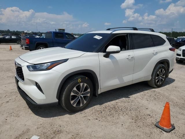 2020 Toyota Highlander XLE