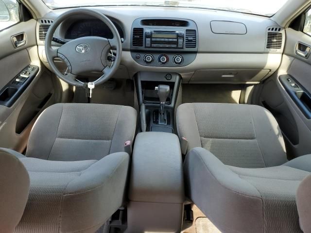 2005 Toyota Camry LE