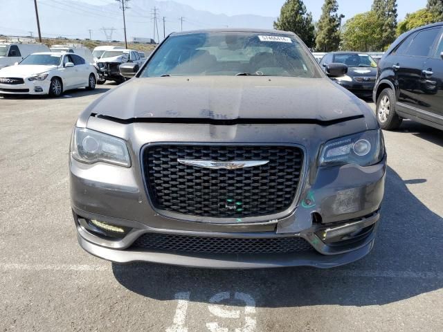 2018 Chrysler 300 S