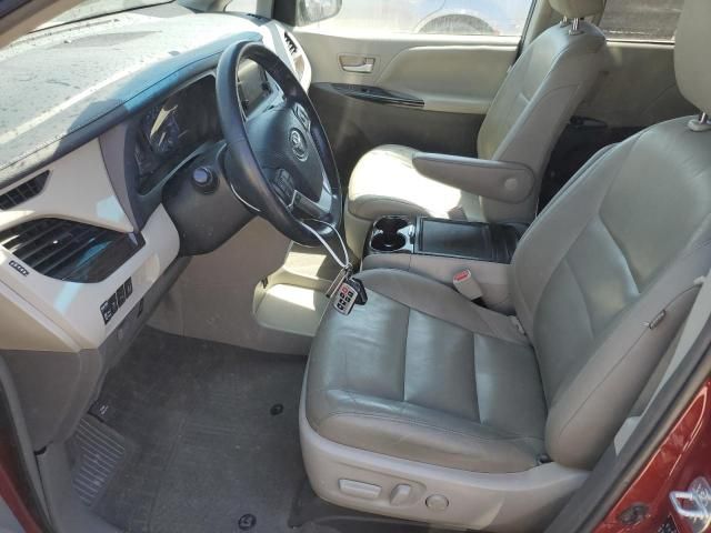 2015 Toyota Sienna XLE