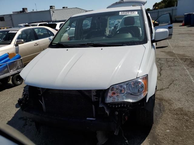 2016 Chrysler Town & Country Touring