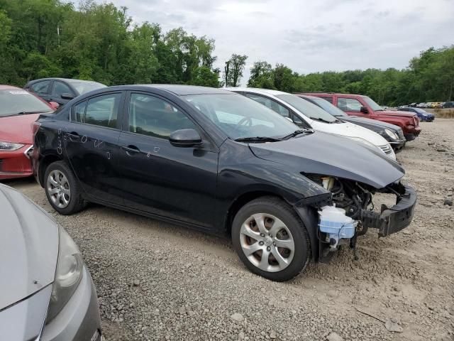 2013 Mazda 3 I