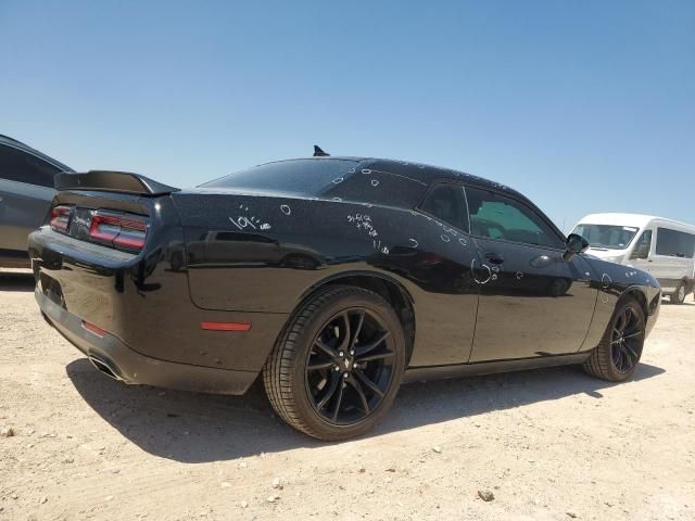 2017 Dodge Challenger SXT