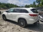 2017 Toyota Highlander SE