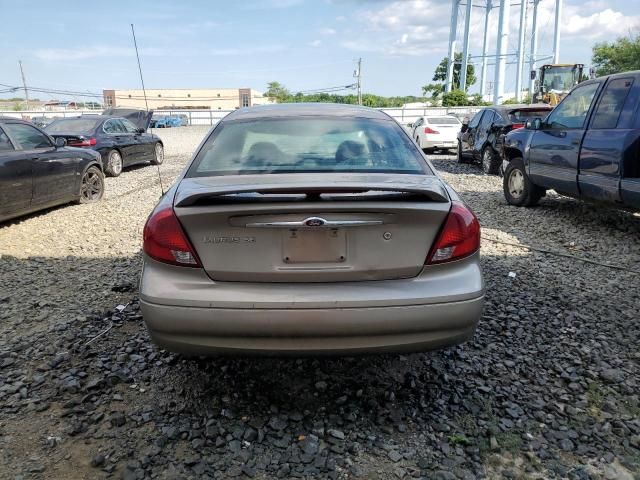 2003 Ford Taurus SE