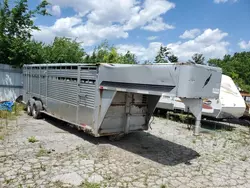 Salvage cars for sale from Copart Fort Wayne, IN: 2004 Featherlite Mfg Inc Trailer