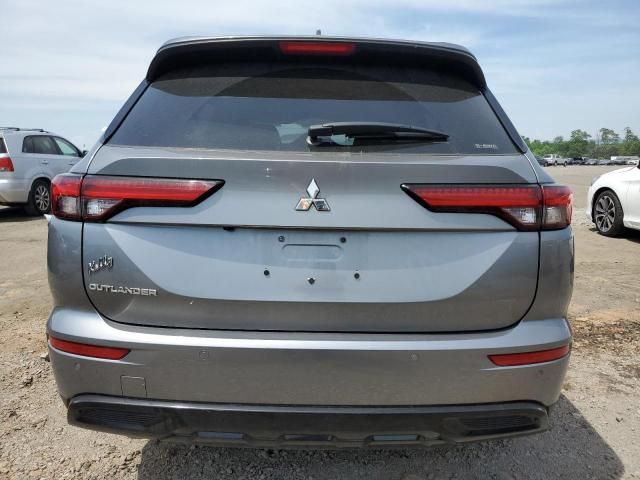 2022 Mitsubishi Outlander SE