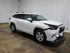 2022 Toyota Highlander Hybrid LE